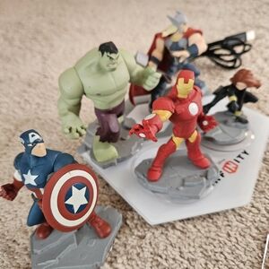 Disney Infinity 2.0 Marvel Lot
